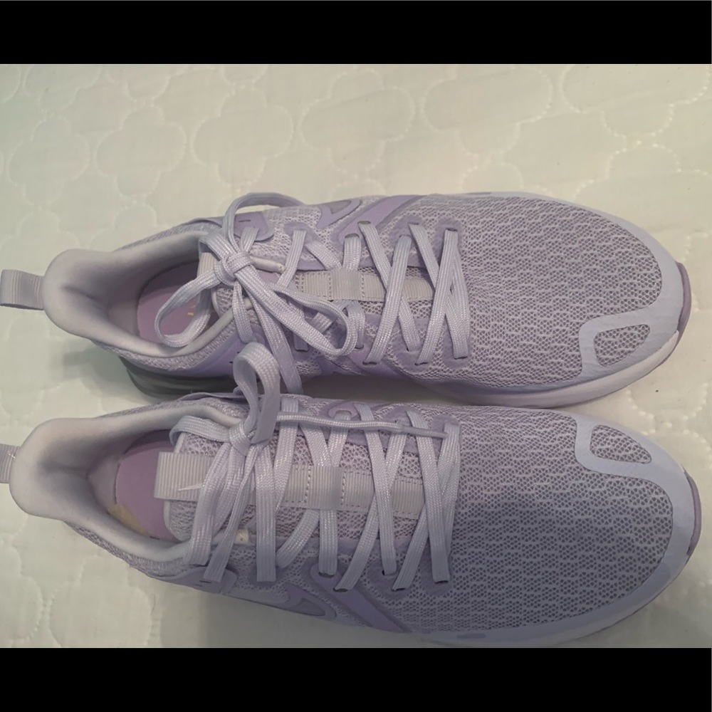 Women’s Nike Legend React 2 - Size 9.5